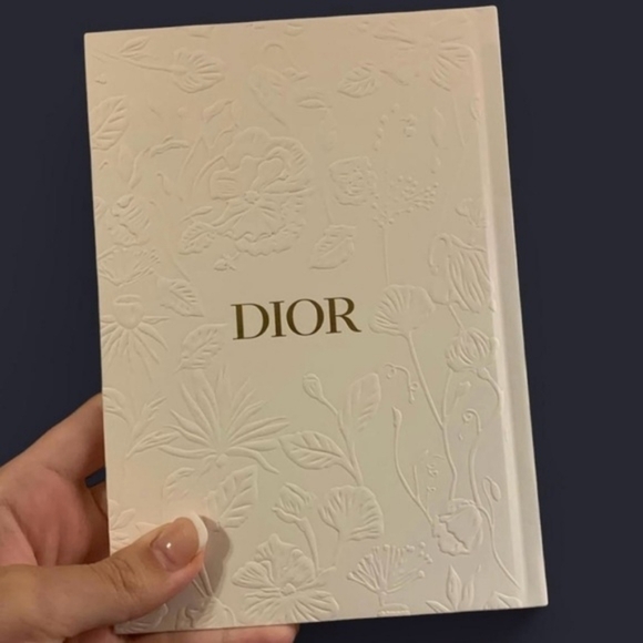 Dior J'adore Floral Embossed Notebook Journal Limited Edition Brand New 5" X 7" - Picture 7 of 7